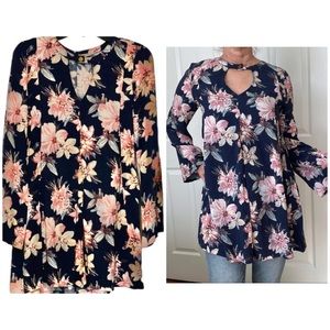 BLU PEPPER Floral tunic top bell sleeves navy and pink S